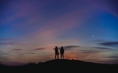 Sternzeichen-Kompatibilität: Ein Blick in die kosmische Verbindung Ihrer Beziehungen