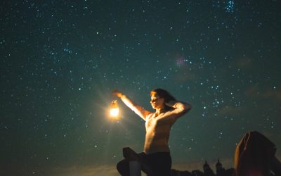 Sternzeichen-Kompatibilität: Ein Blick auf die himmlischen Verbindungen in Beziehungen