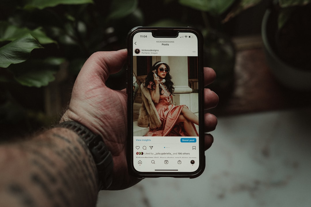 der-weg-zum-erfolgreichen-influencer-2026-strategien-f-r-wachstum-und-authentizit-t-auf-youtube-instagram-tiktok-1781289358922