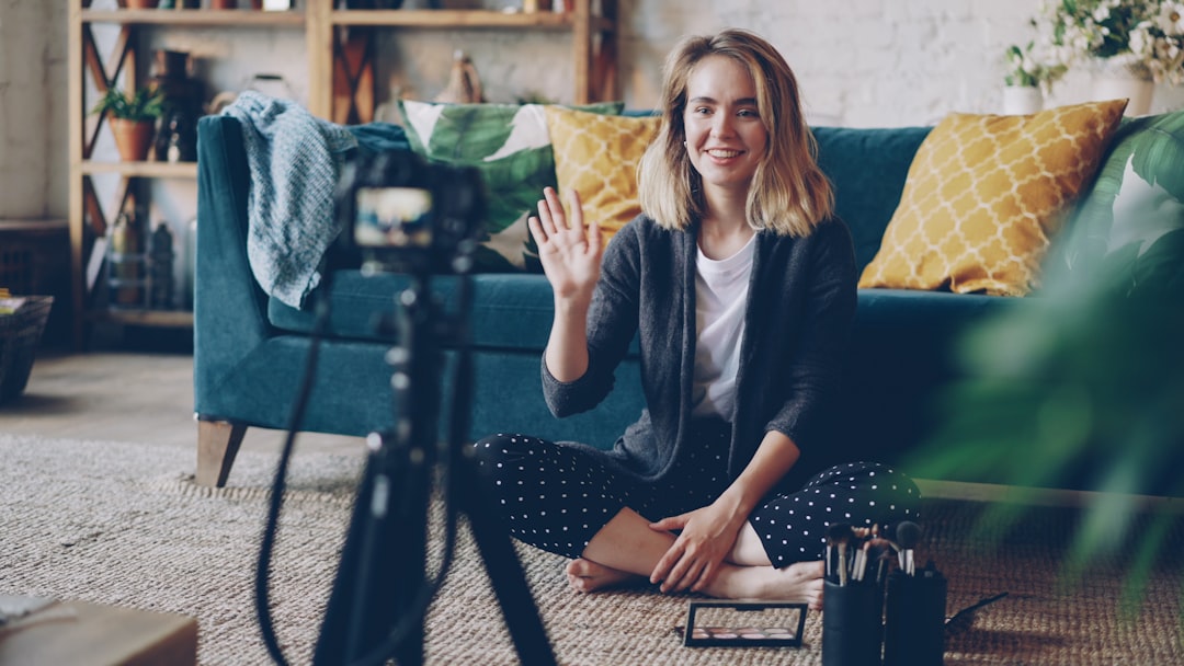 der-weg-zum-influencer-2026-authentizit-t-nische-und-neue-regeln-1784475367078