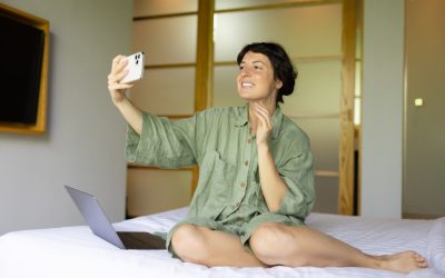 Ihr Weg zum Influencer 2026: Authentizität, KI und Nischen-Dominanz auf TikTok, Instagram & Co.