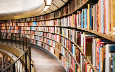 Sternzeichen-Kompatibilität in modernen Beziehungen: Mythos oder Leitfaden?